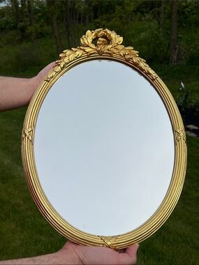 Vintage Hollywood Regency Homco Ornate Gold Oval Wall Mirror